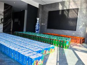 一份中秋禮，傳遞公司愛。